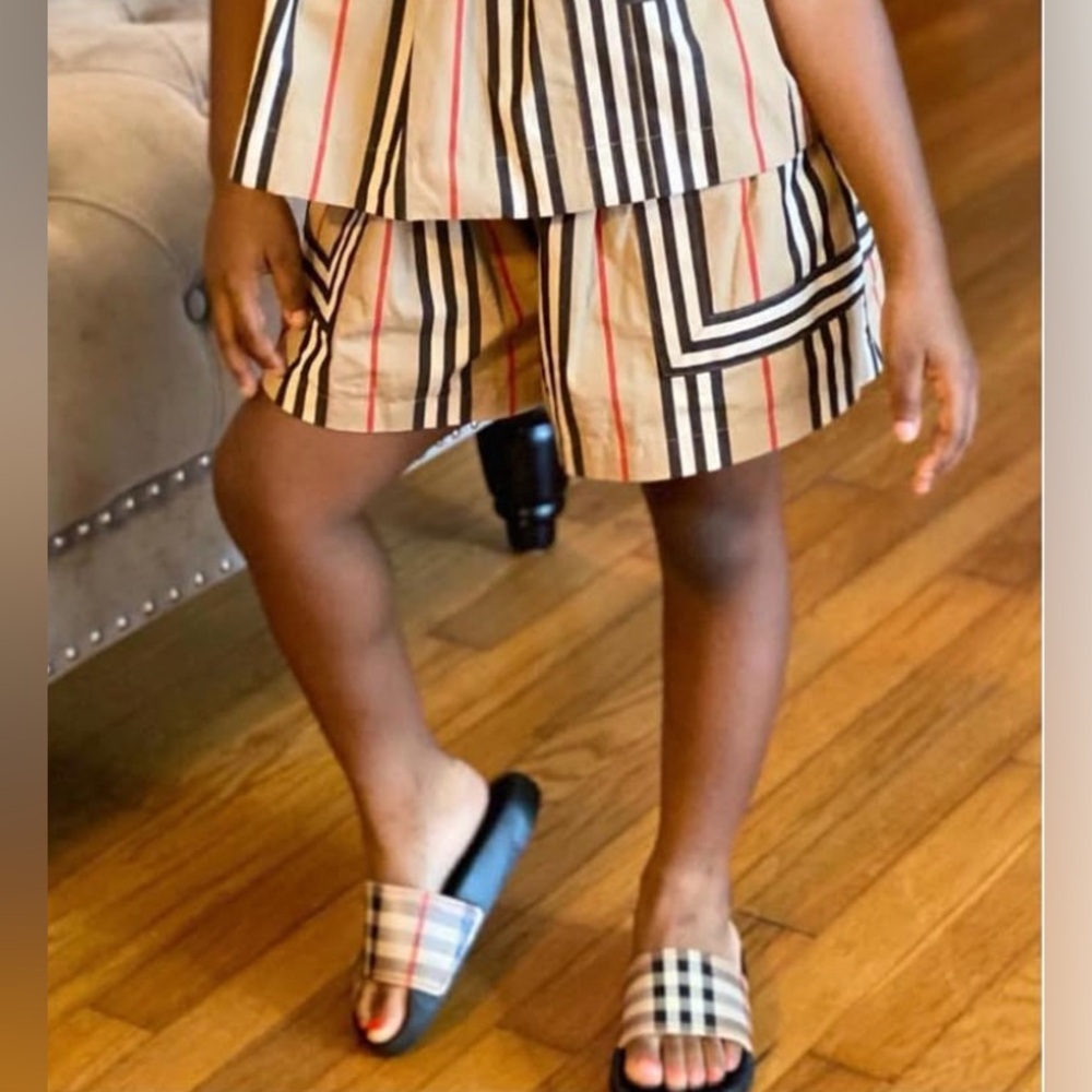 Burberry Kids Slide Sandals in Beige and Black